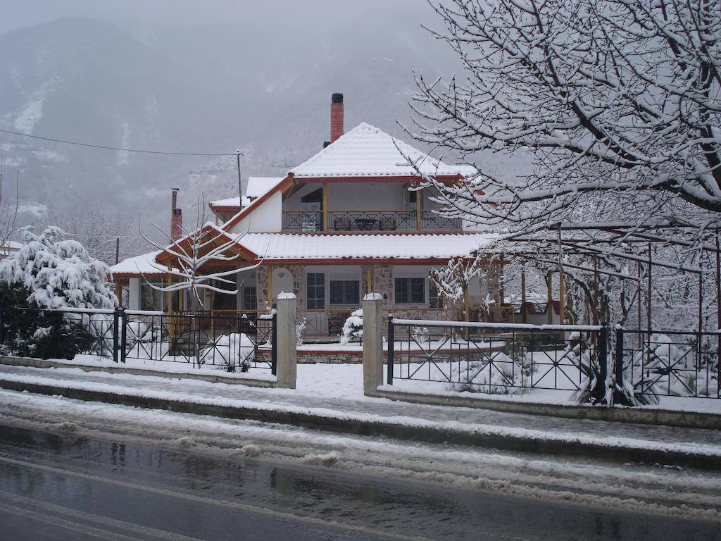 Guesthouse Agnandi Loutraki  Exterior photo